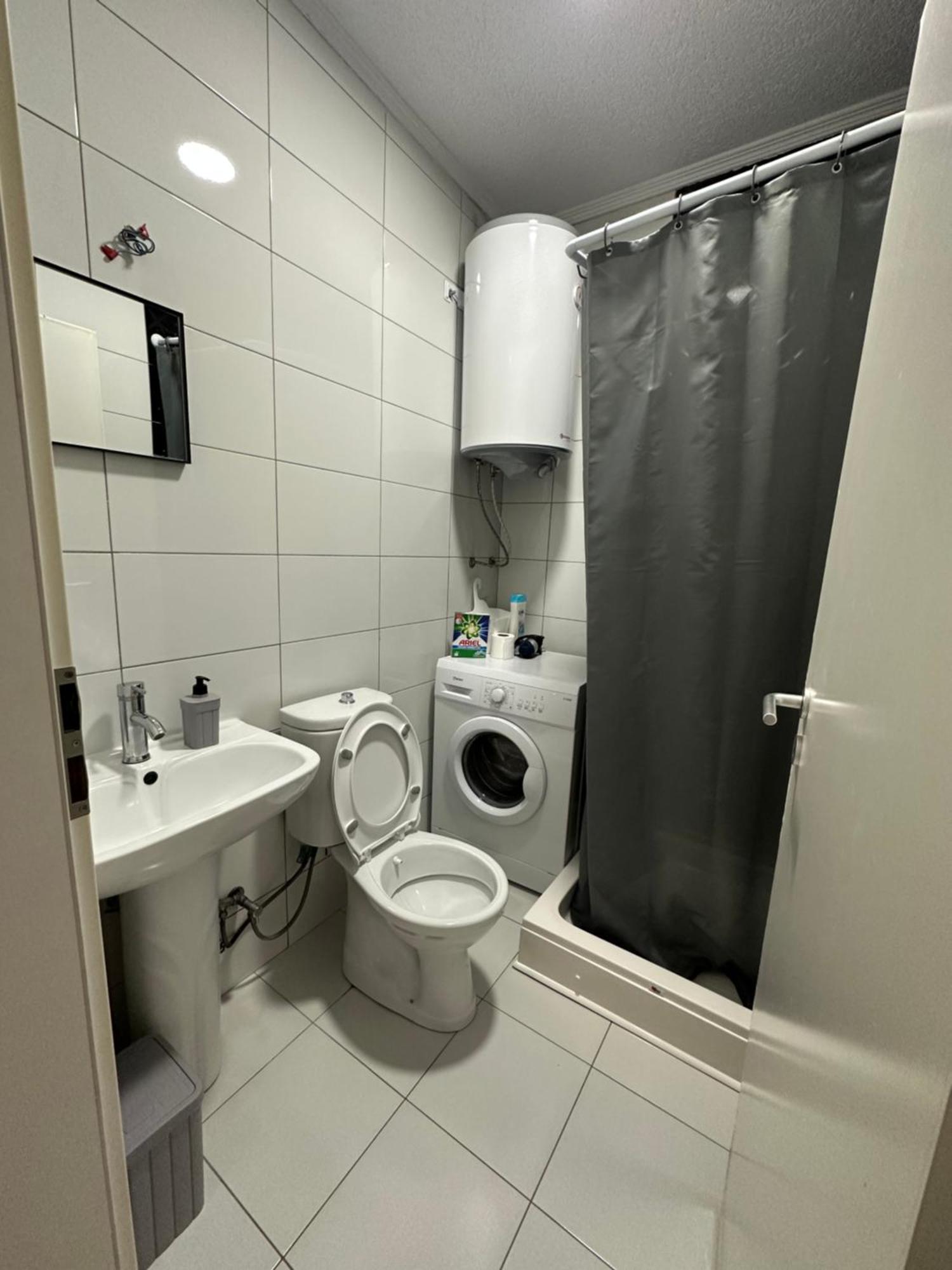 Apartment Guri Приштина Екстер'єр фото