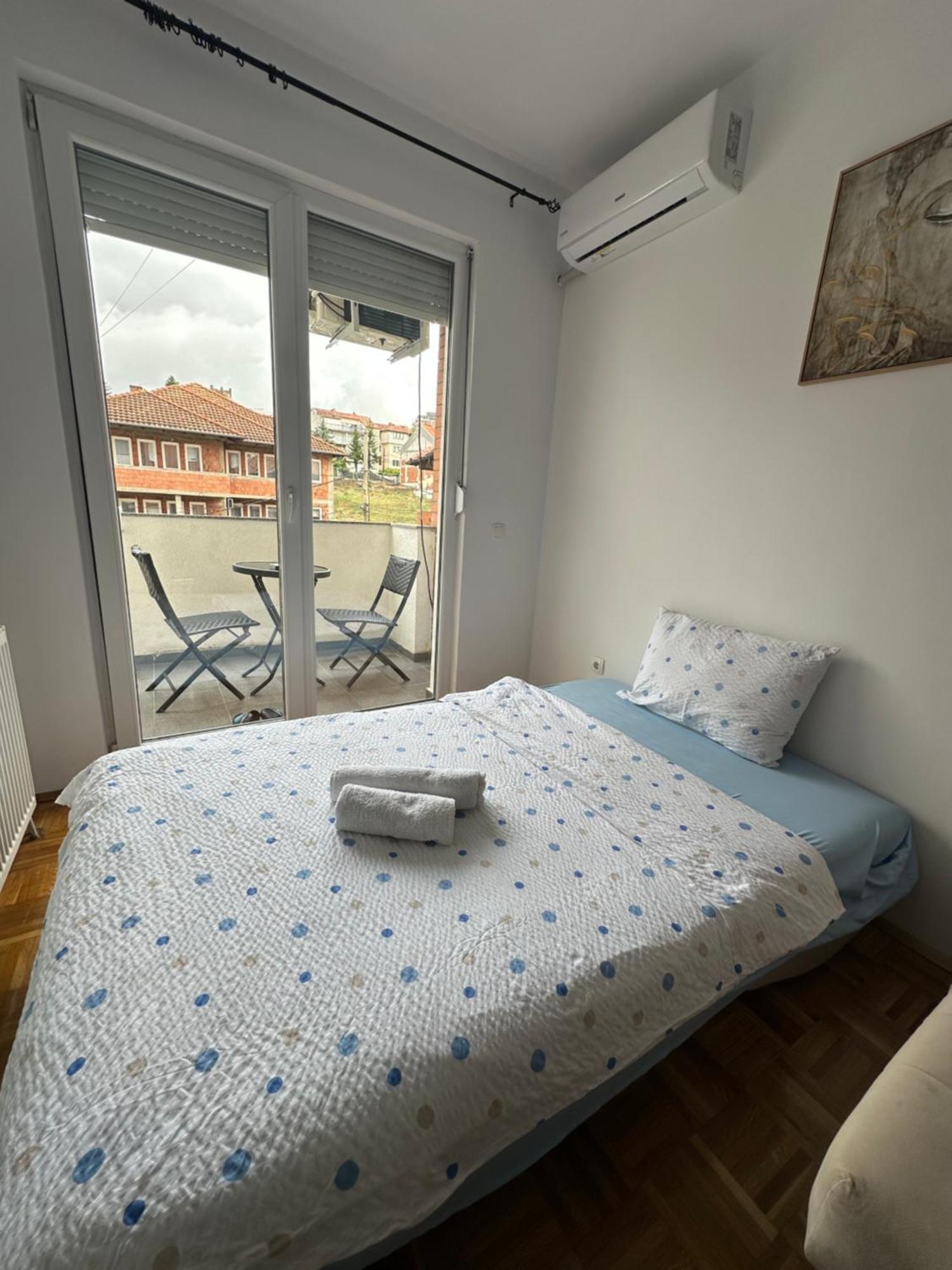 Apartment Guri Приштина Екстер'єр фото